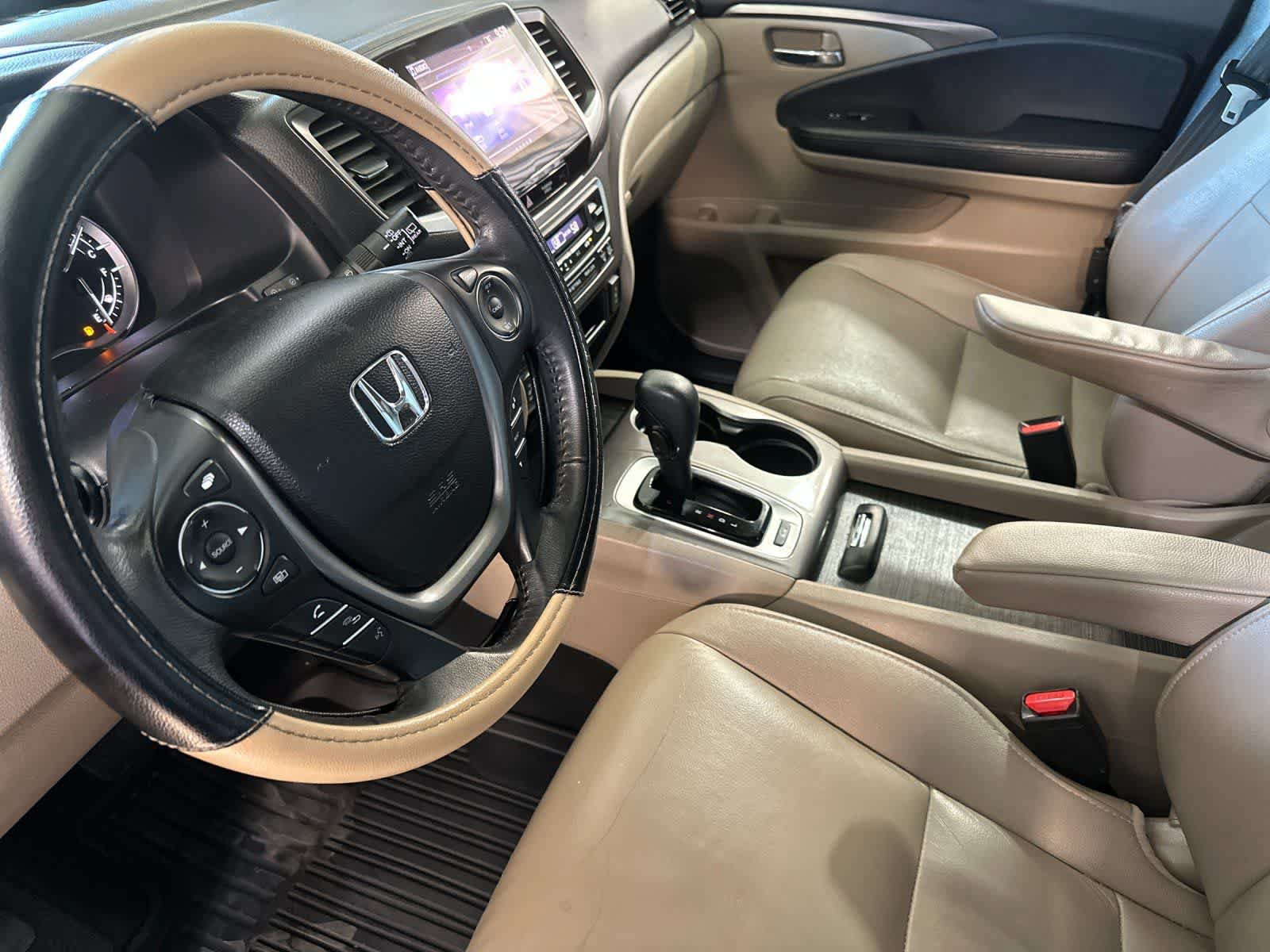 Used 2017 Honda Pilot EX-L image 12