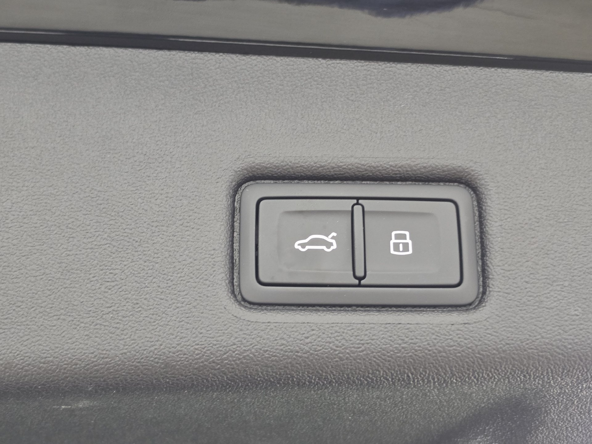 Used 2025 Audi Q5 Premium w/ Convenience Package AWD/4WD image 49