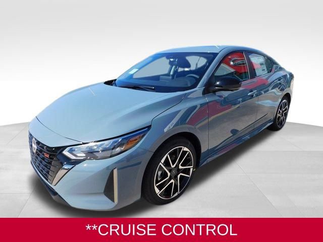 Used 2025 Nissan Sentra SR w/ SR Premium Package image 5