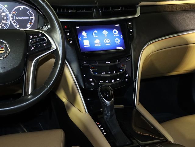 Used 2013 Cadillac XTS Premium FWD image 15