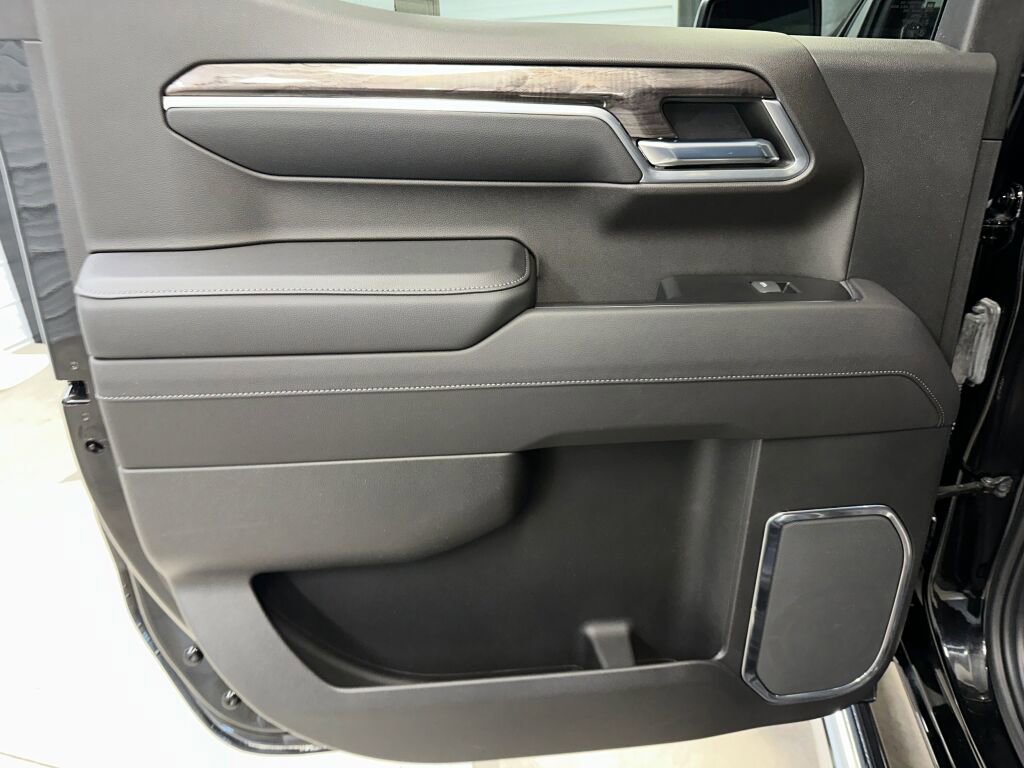 Certified 2022 Chevrolet Silverado 1500 LTZ image 19