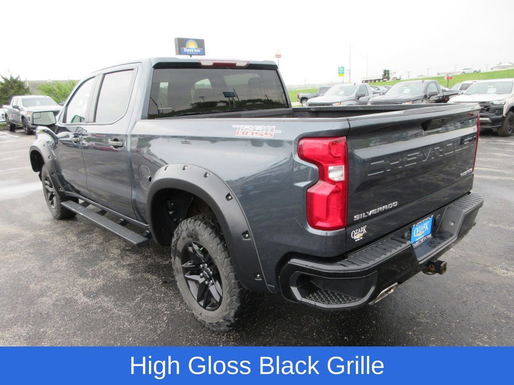 Certified 2021 Chevrolet Silverado 1500 Custom Trail Boss AWD/4WD image 3