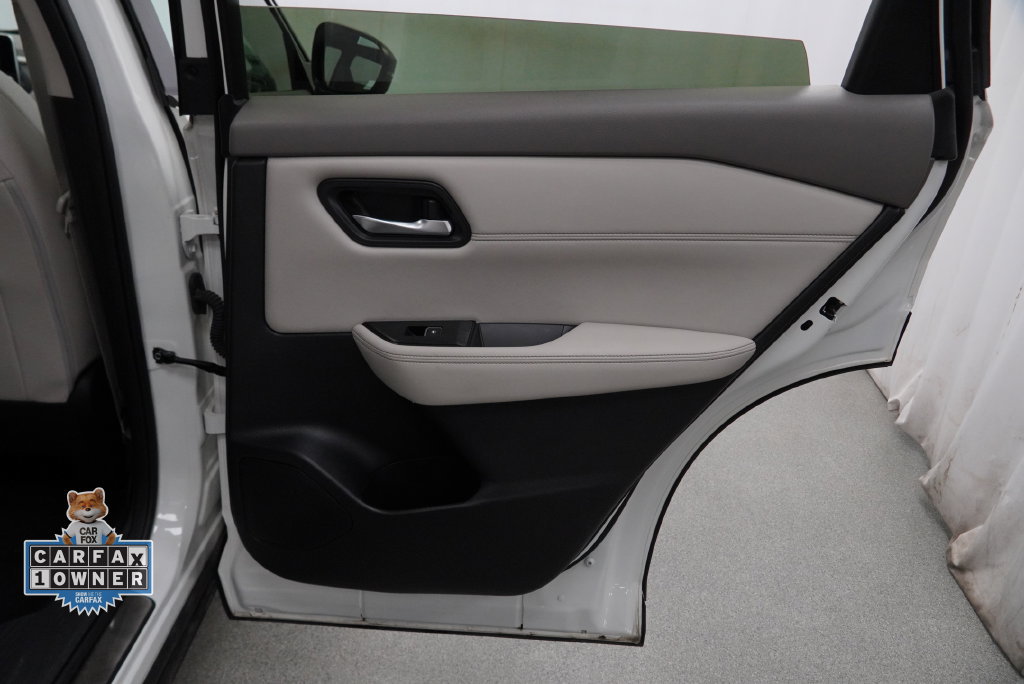 Used 2023 Nissan Rogue SL AWD/4WD image 38