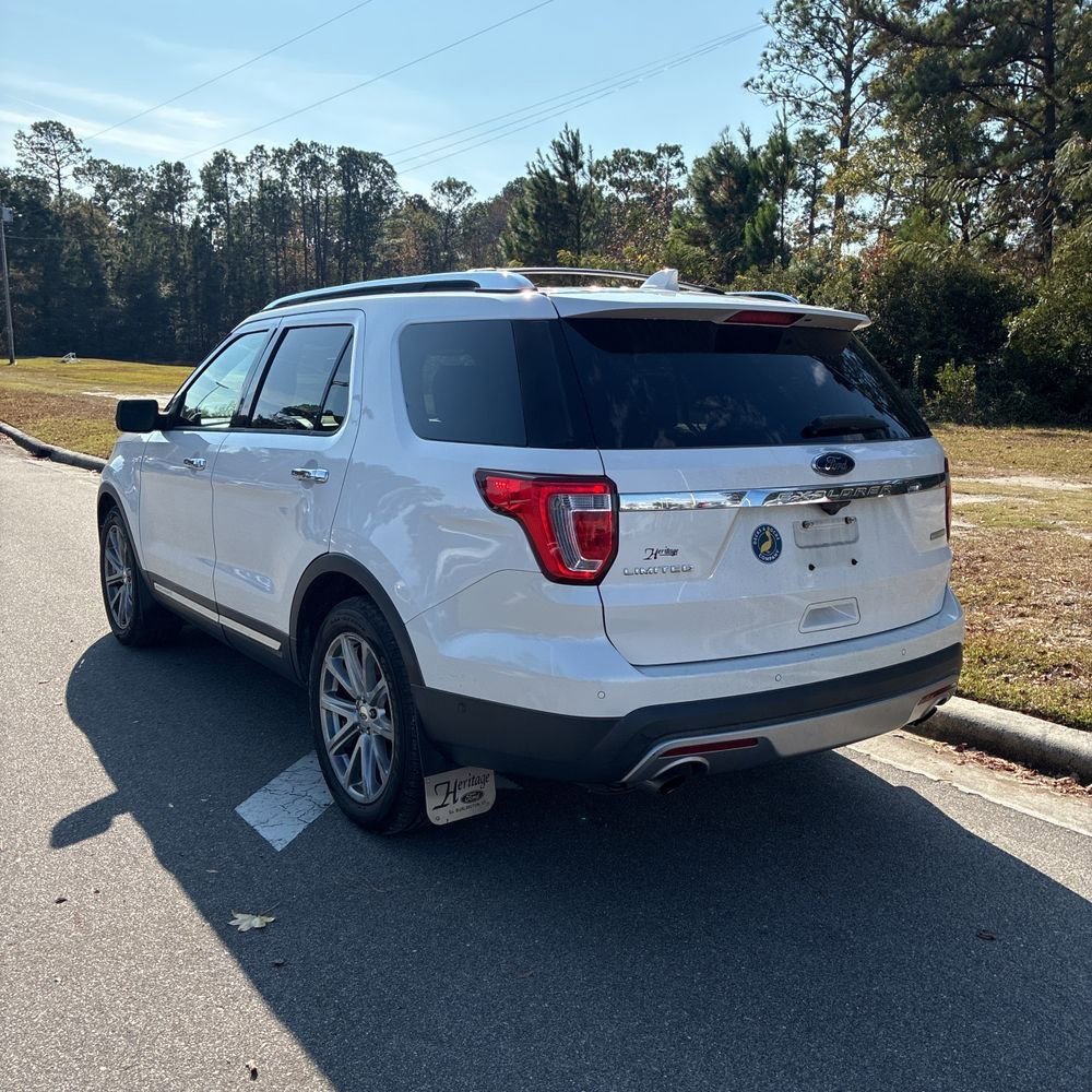 Used 2017 Ford Explorer Limited w/ Equipment Group 301A image 6