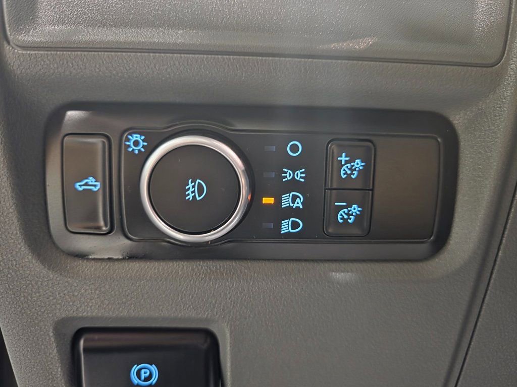 Used 2022 Ford F150 XLT image 32