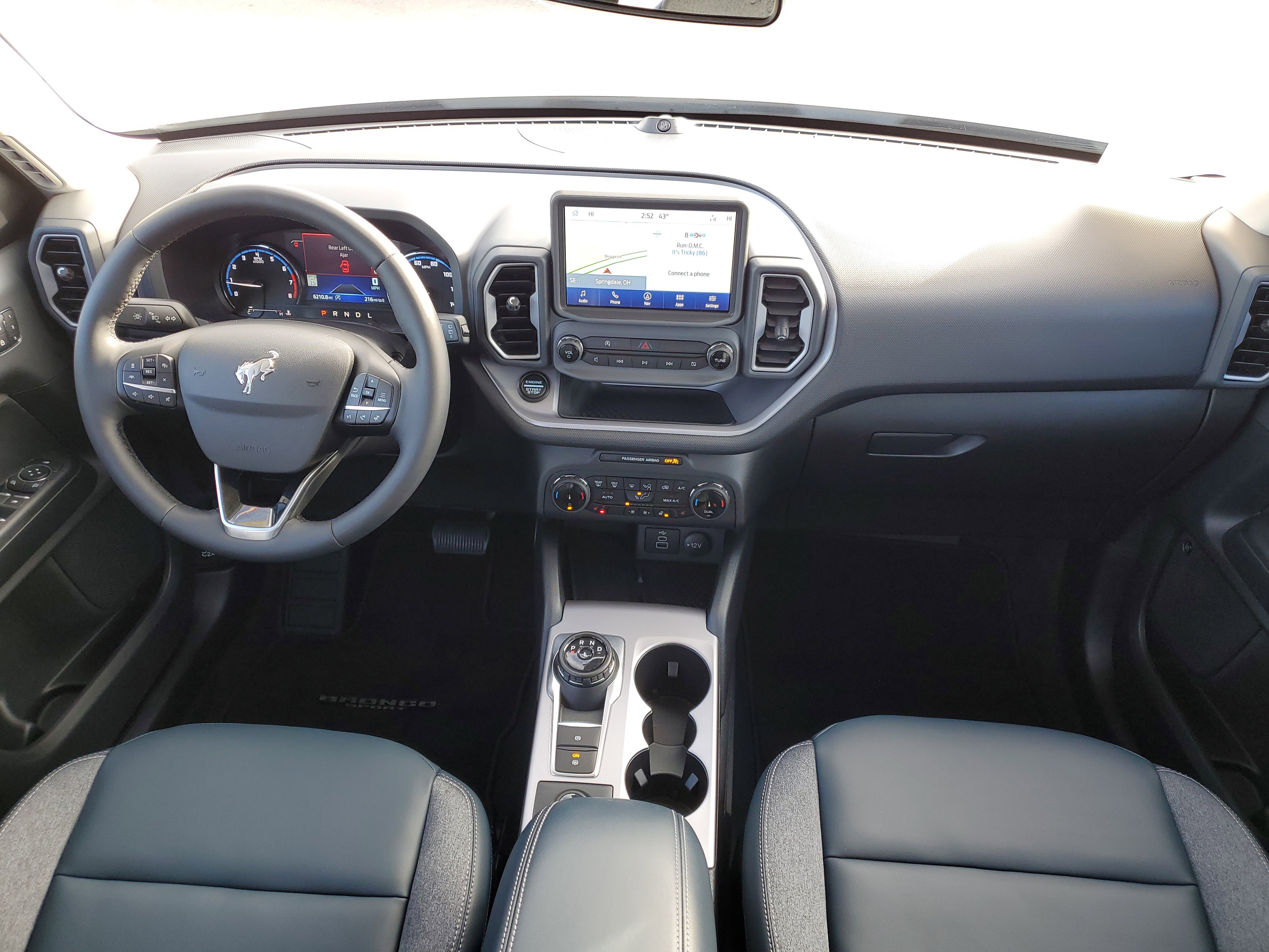 Used 2024 Ford Bronco Sport Outer Banks w/ Tech Package image 9