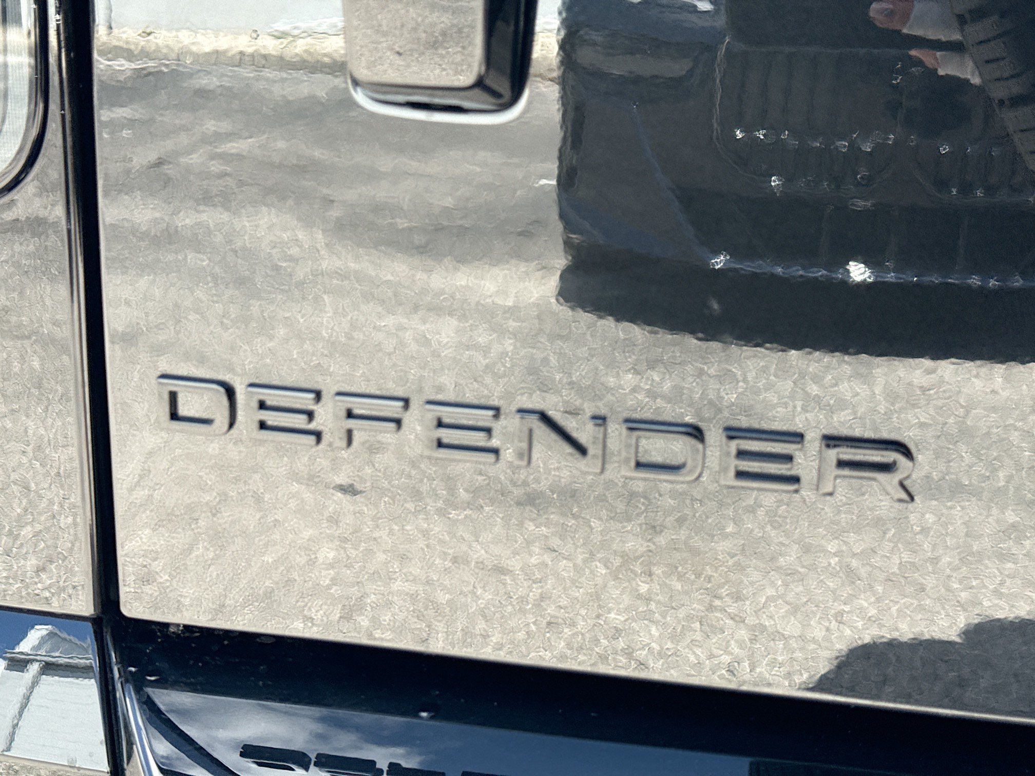 New 2026 Land Rover Defender 110 X-Dynamic SE AWD/4WD image 11