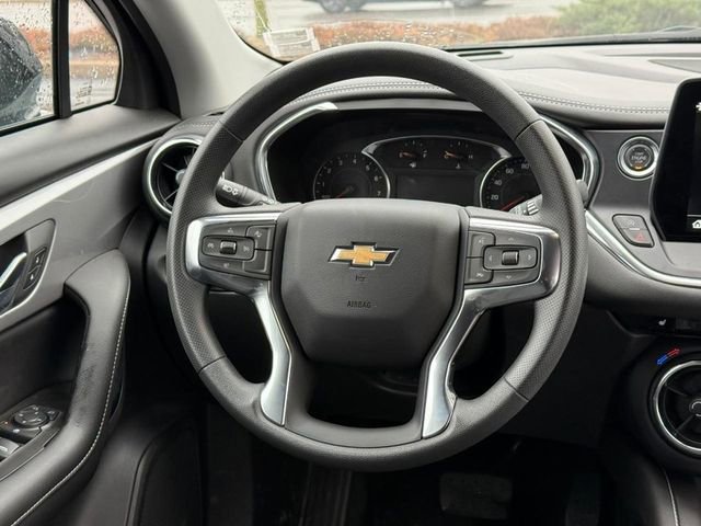Used 2025 Chevrolet Blazer LT w/ Midnight/Sport Edition image 13