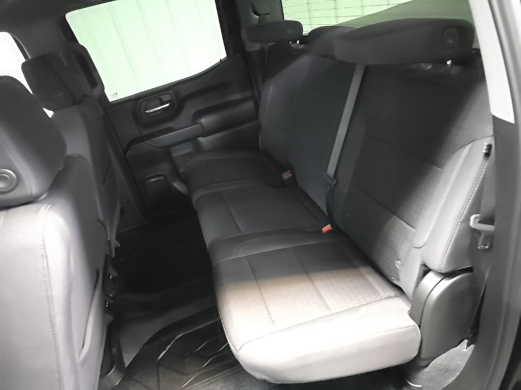 Used 2024 Chevrolet Silverado 1500 Custom w/ Dark Appearance Package image 31