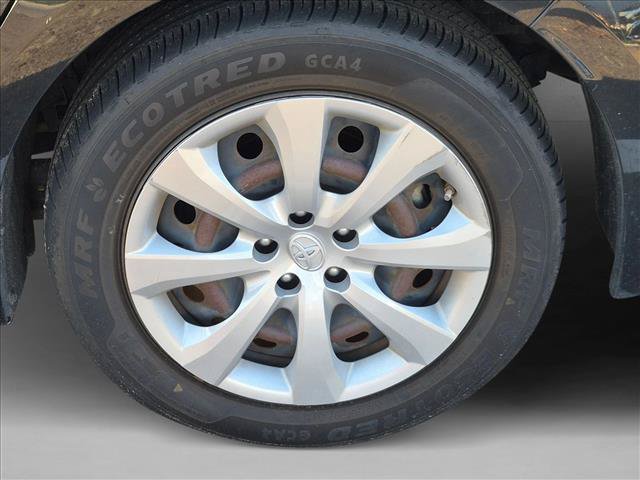 Used 2020 Toyota Corolla LE FWD image 15