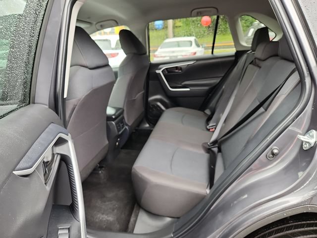 Used 2025 Toyota RAV4 LE AWD/4WD image 11