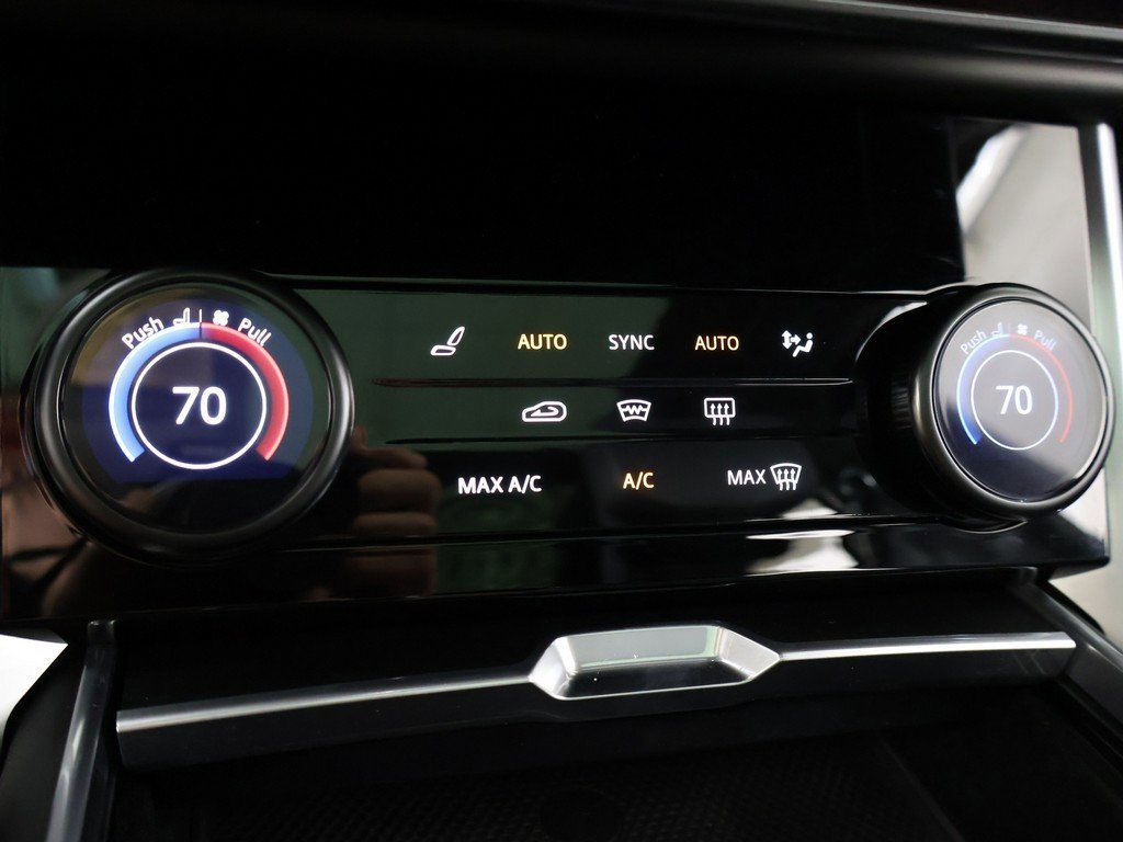 Used 2023 Land Rover Range Rover SV image 58