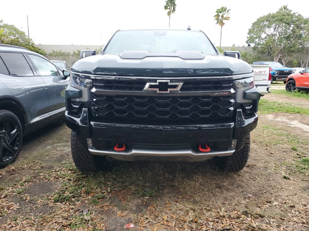 Used 2025 Chevrolet Silverado 1500 ZR2 w/ Technology Package AWD/4WD image 2