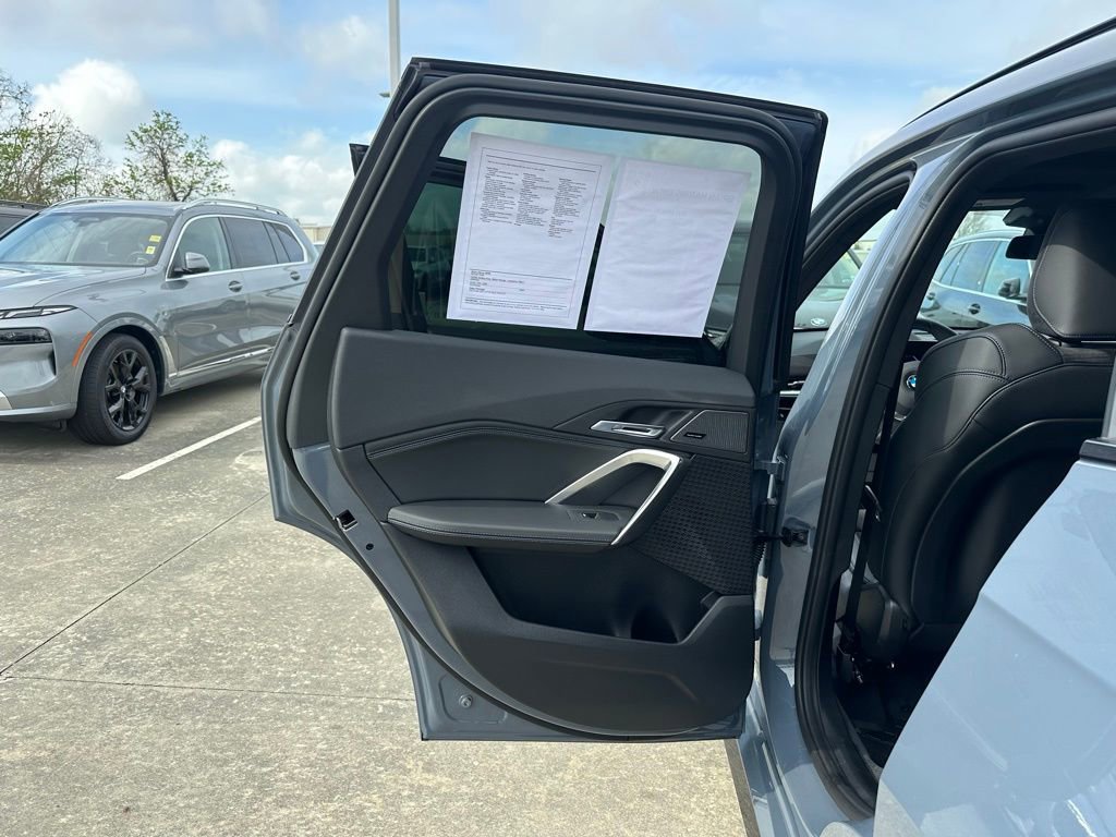 Certified 2026 BMW X1 xDrive28i w/ Technology Package image 12