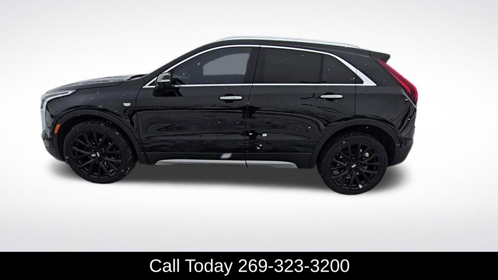 Used 2022 Cadillac XT4 Premium Luxury w/ Driver Assist Package image 4
