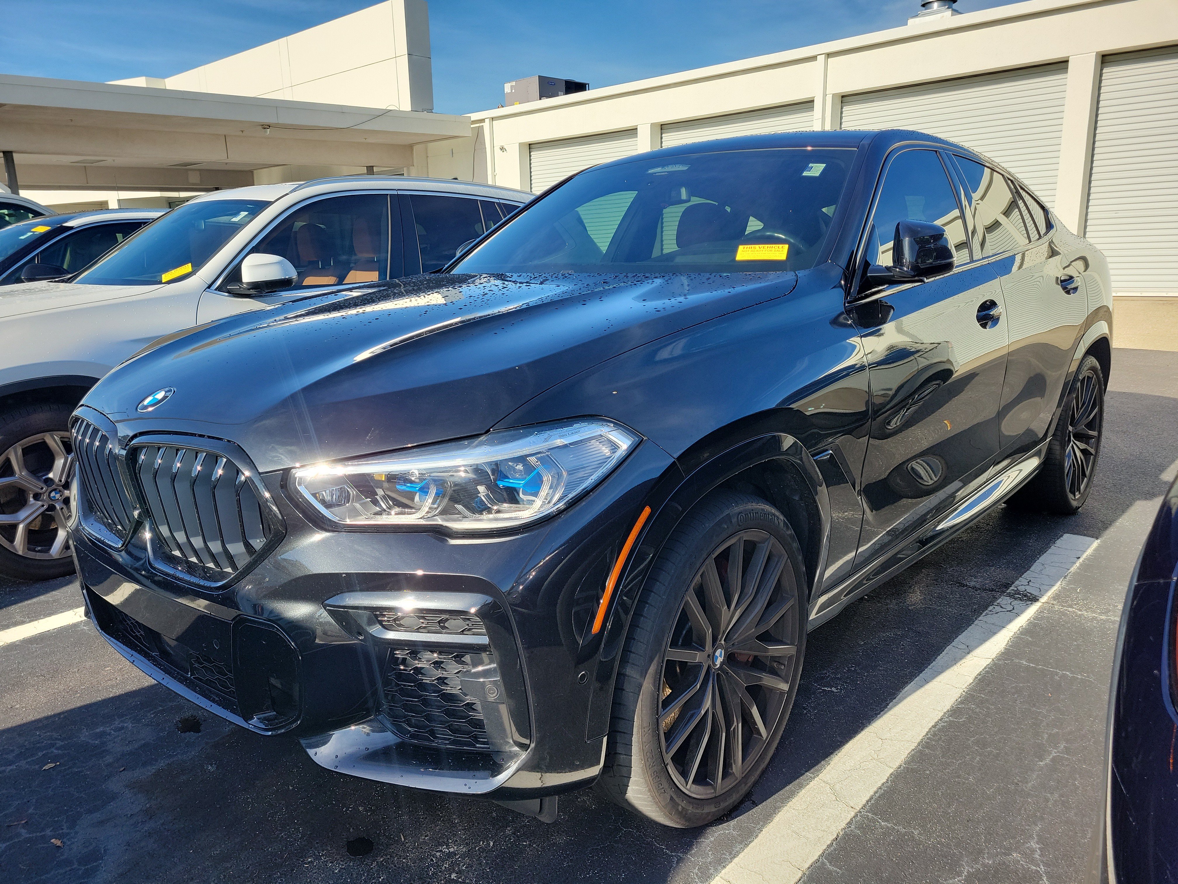 Used 2022 BMW X6 M50i w/ Executive Package AWD/4WD image 1