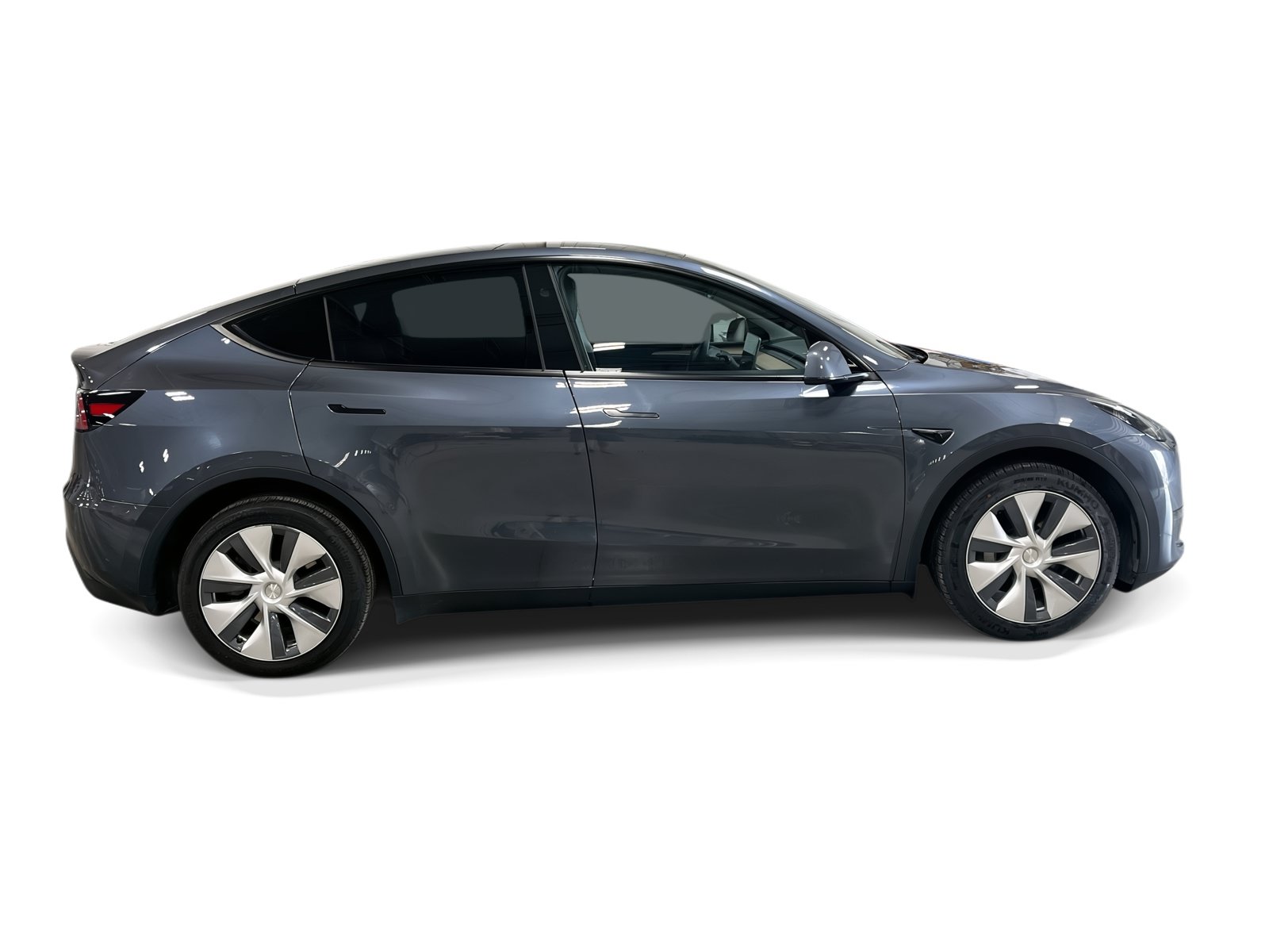 Certified 2023 Tesla Model Y AWD image 7