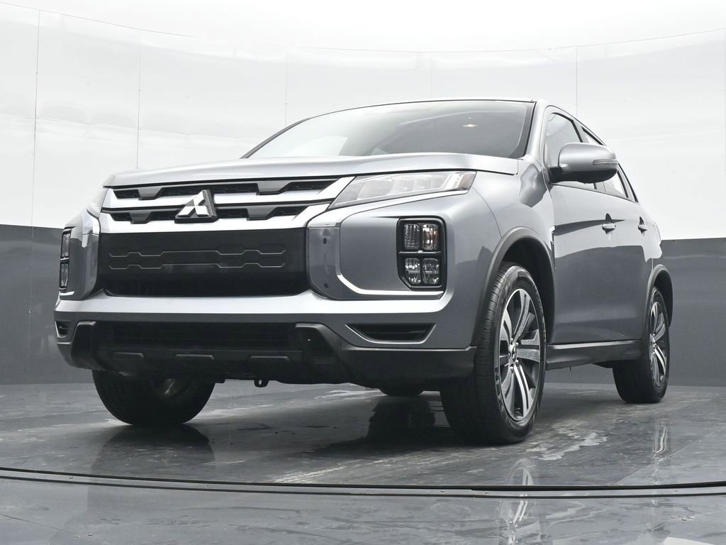 Used 2024 Mitsubishi Outlander Sport SE image 16