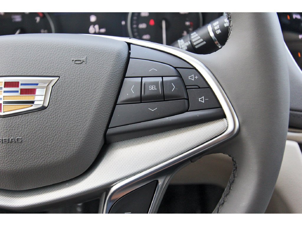 Certified 2026 Cadillac XT5 Premium Luxury w/ Driver Assist Package FWD image 16