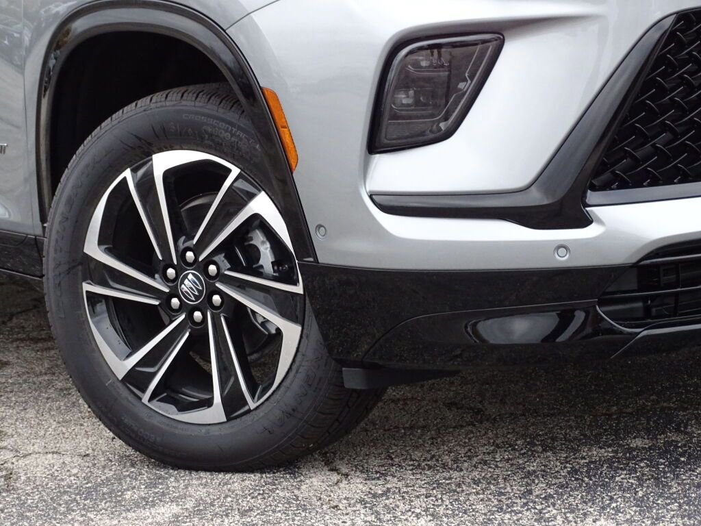 New 2025 Buick Enclave Sport Touring w/ Super Cruise Package video 3