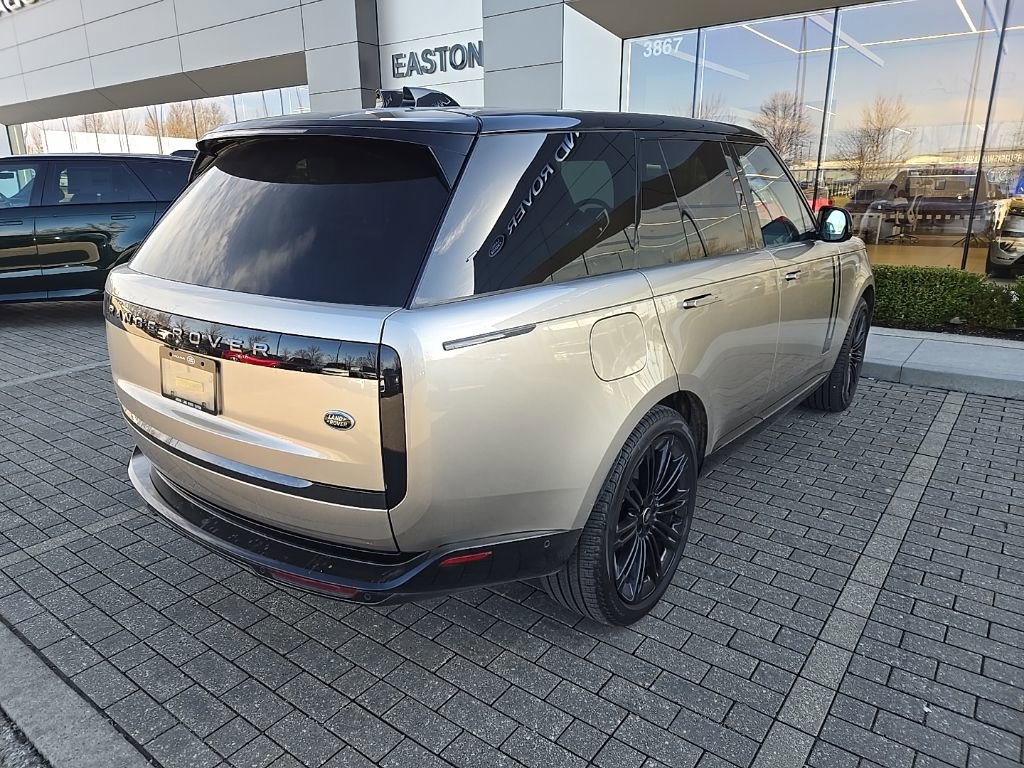 Certified 2023 Land Rover Range Rover SE image 5