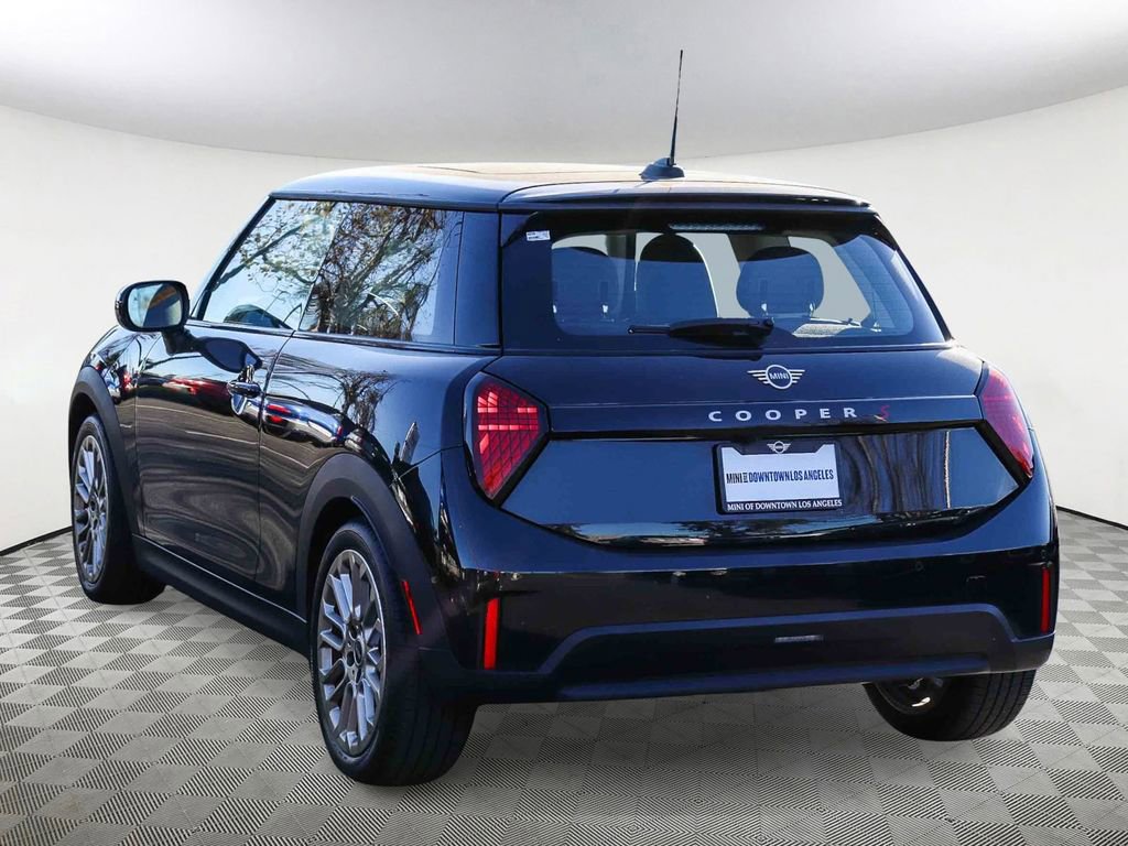 Used 2025 MINI Cooper S FWD image 8