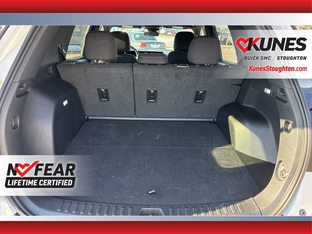 Used 2025 GMC Terrain Elevation image 43