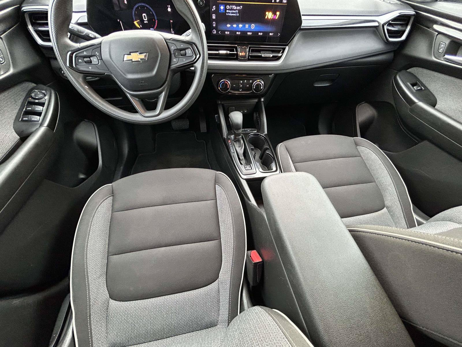Used 2024 Chevrolet TrailBlazer LT FWD image 14