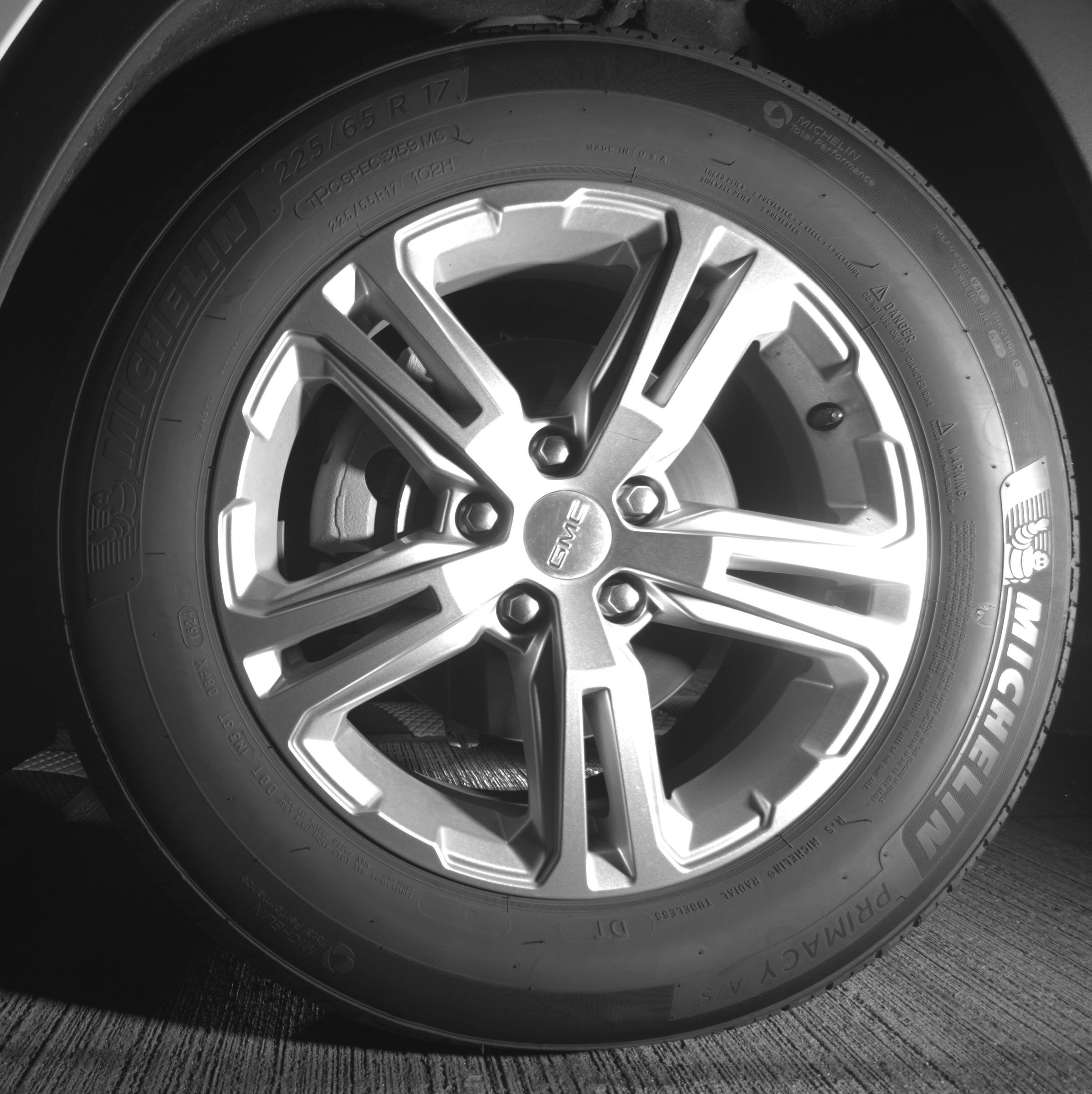 Used 2024 GMC Terrain SLE image 17