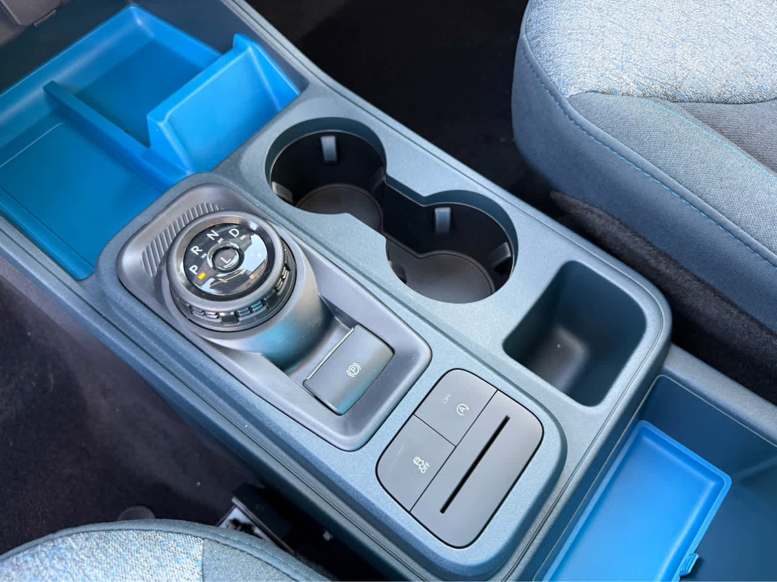 New 2025 Ford Maverick XLT w/ XLT Luxury Package image 17