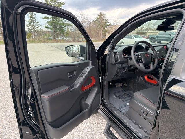 New 2026 Nissan Frontier PRO-4X AWD/4WD image 17
