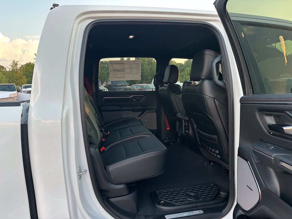 New 2026 RAM 1500 Laramie AWD/4WD image 20