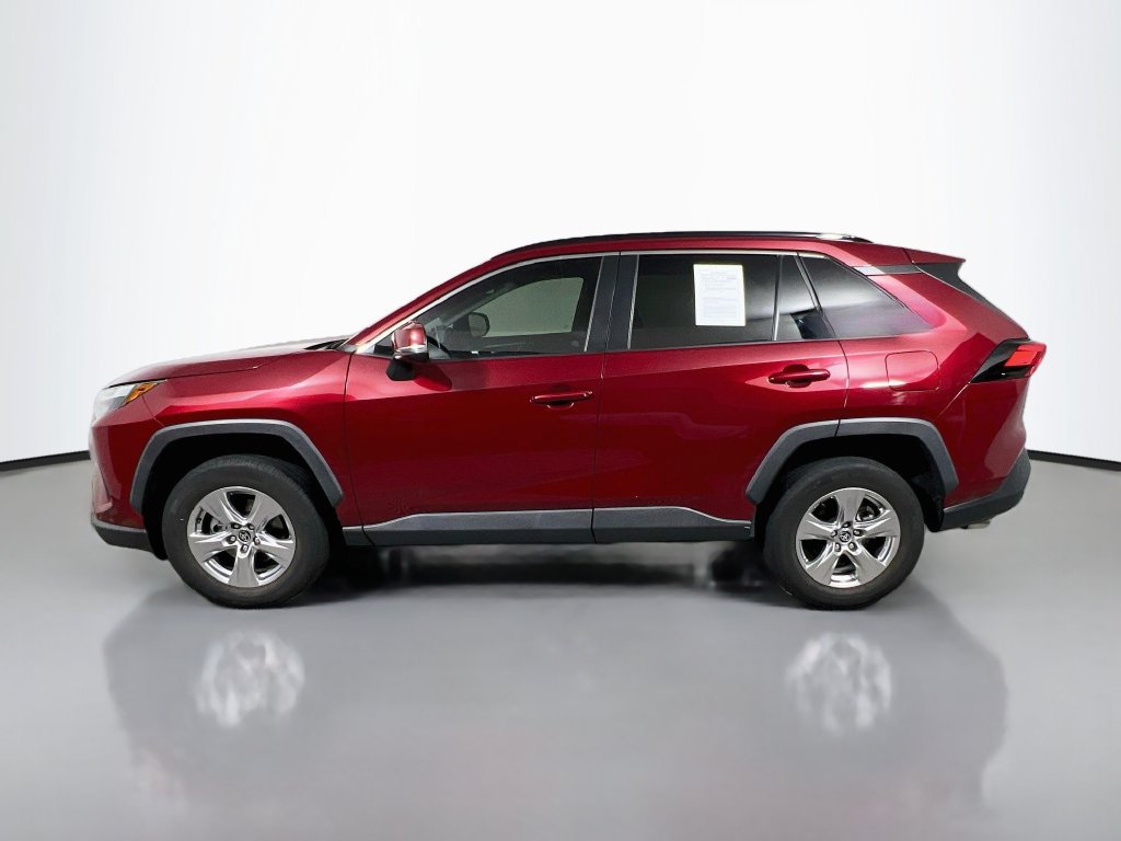 Used 2023 Toyota RAV4 XLE w/ Convenience Package FWD image 6