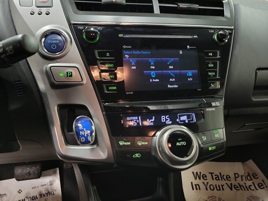 Used 2016 Toyota Prius V Three image 14