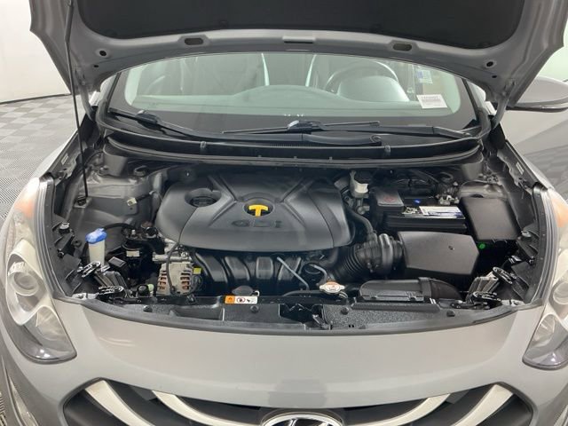 Used 2015 Hyundai Elantra GT w/ Option Group 03 FWD image 40