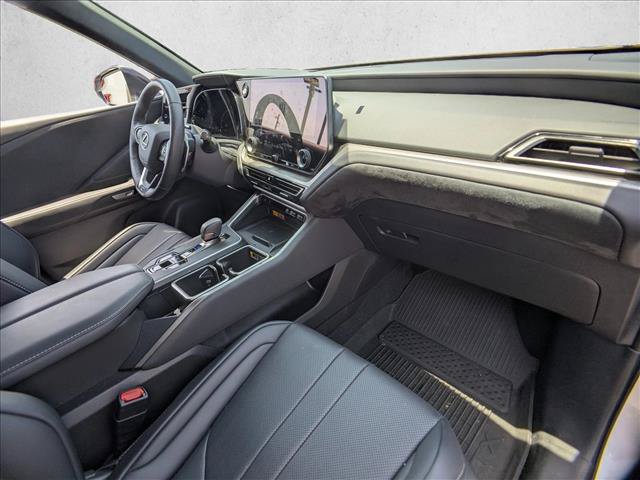 Used 2025 Lexus TX 500h AWD w/ Technology Package image 22