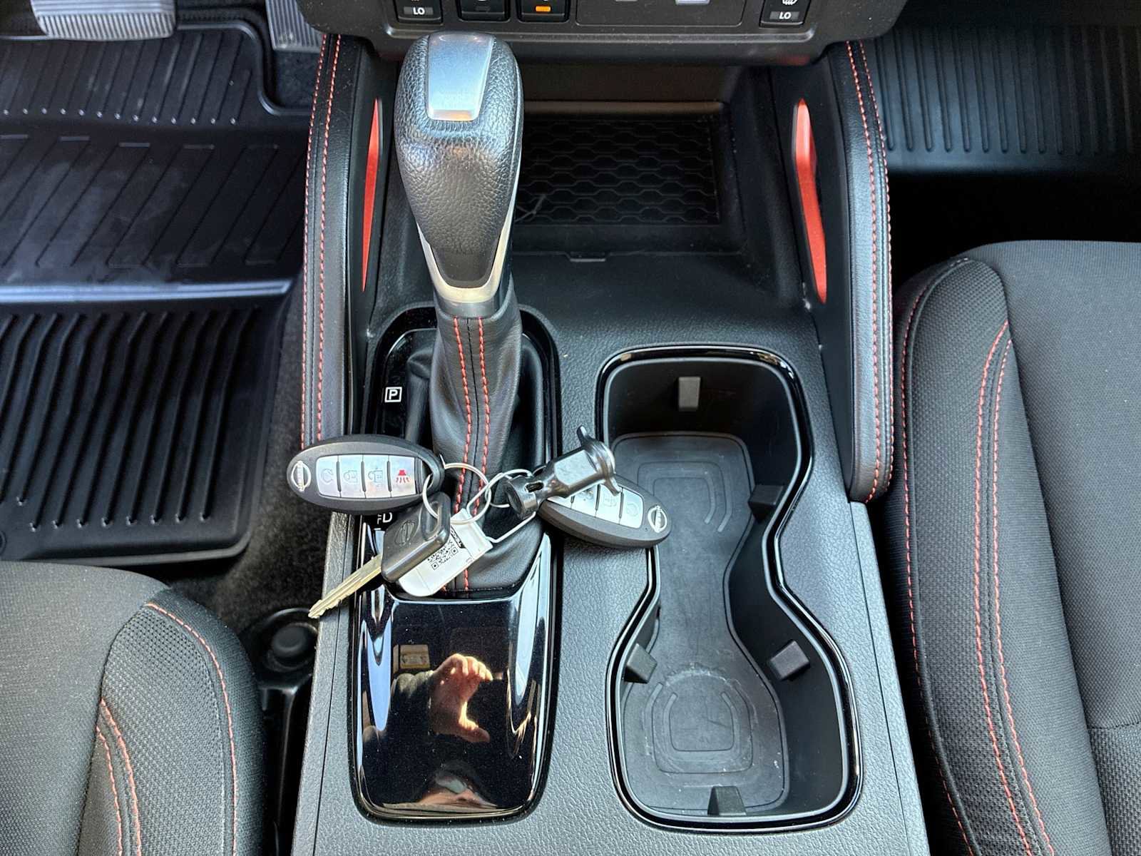 Used 2023 Nissan Frontier PRO-4X w/ Pro Convenience Package image 16