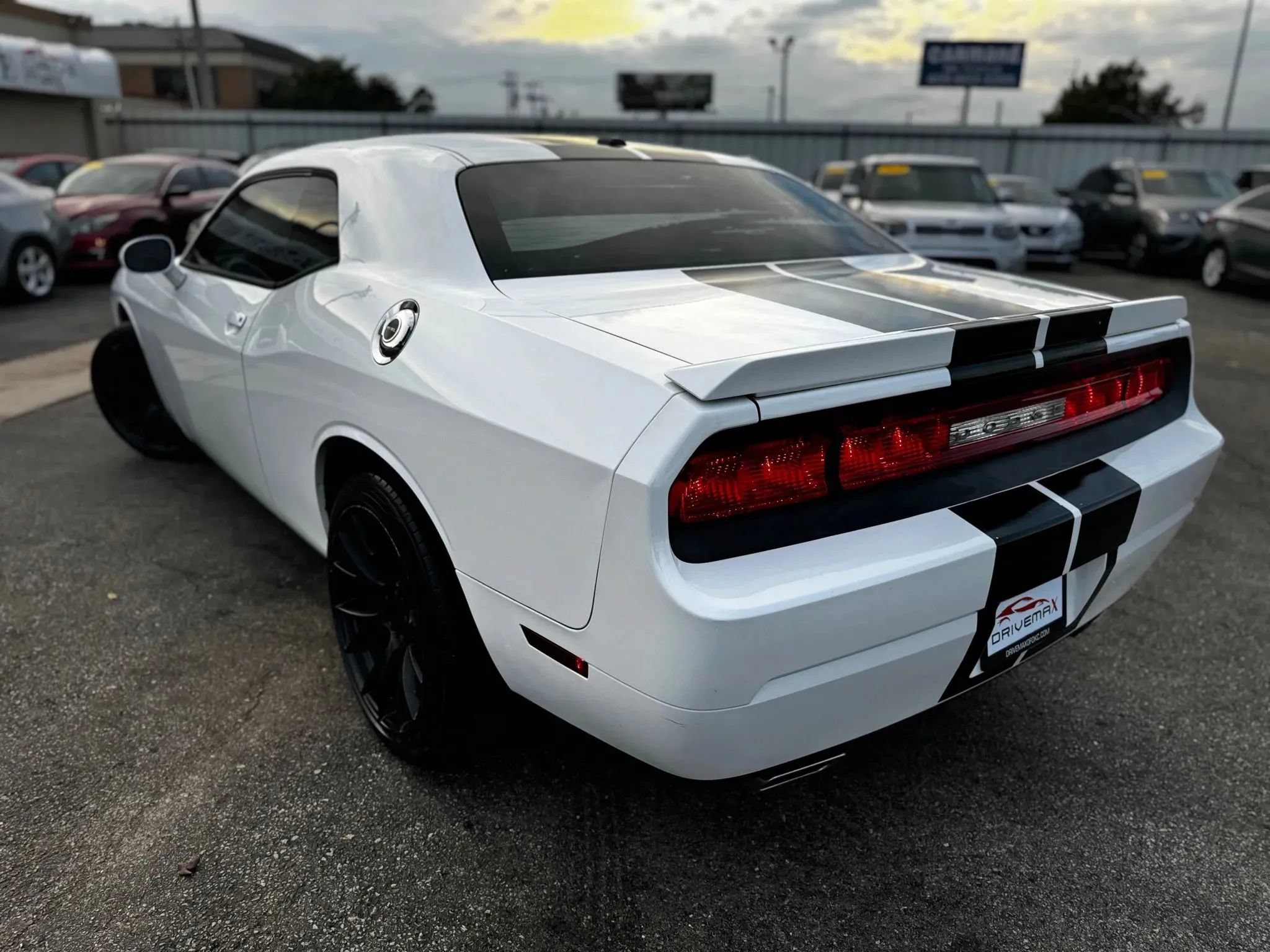 Used 2012 Dodge Challenger SXT Plus RWD image 10