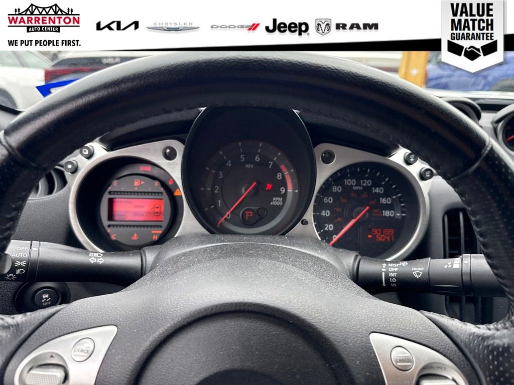 Used 2016 Nissan 370Z Coupe RWD image 12