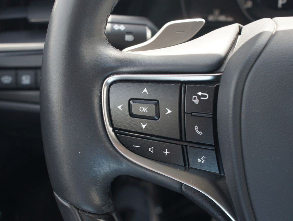 Used 2022 Lexus ES 350 Ultra Luxury FWD image 11