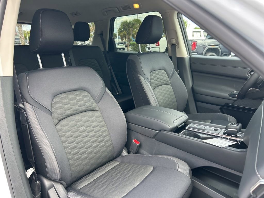 New 2026 Nissan Pathfinder SV image 45