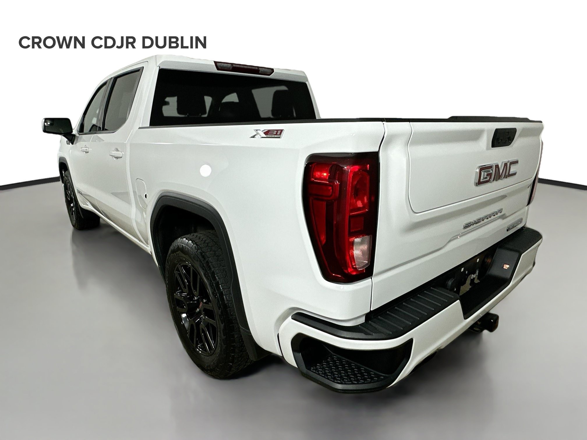 Used 2023 GMC Sierra 1500 Elevation AWD/4WD image 8