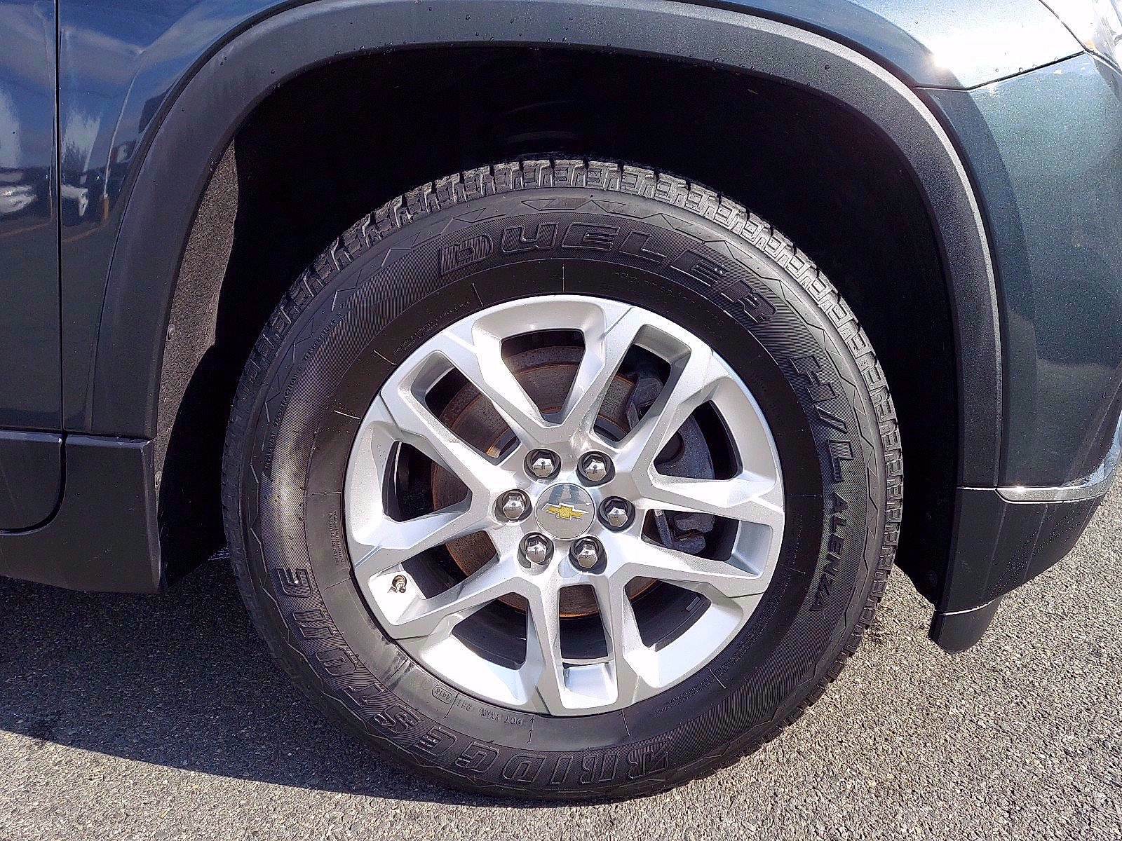 Used 2019 Chevrolet Traverse LT AWD/4WD image 8