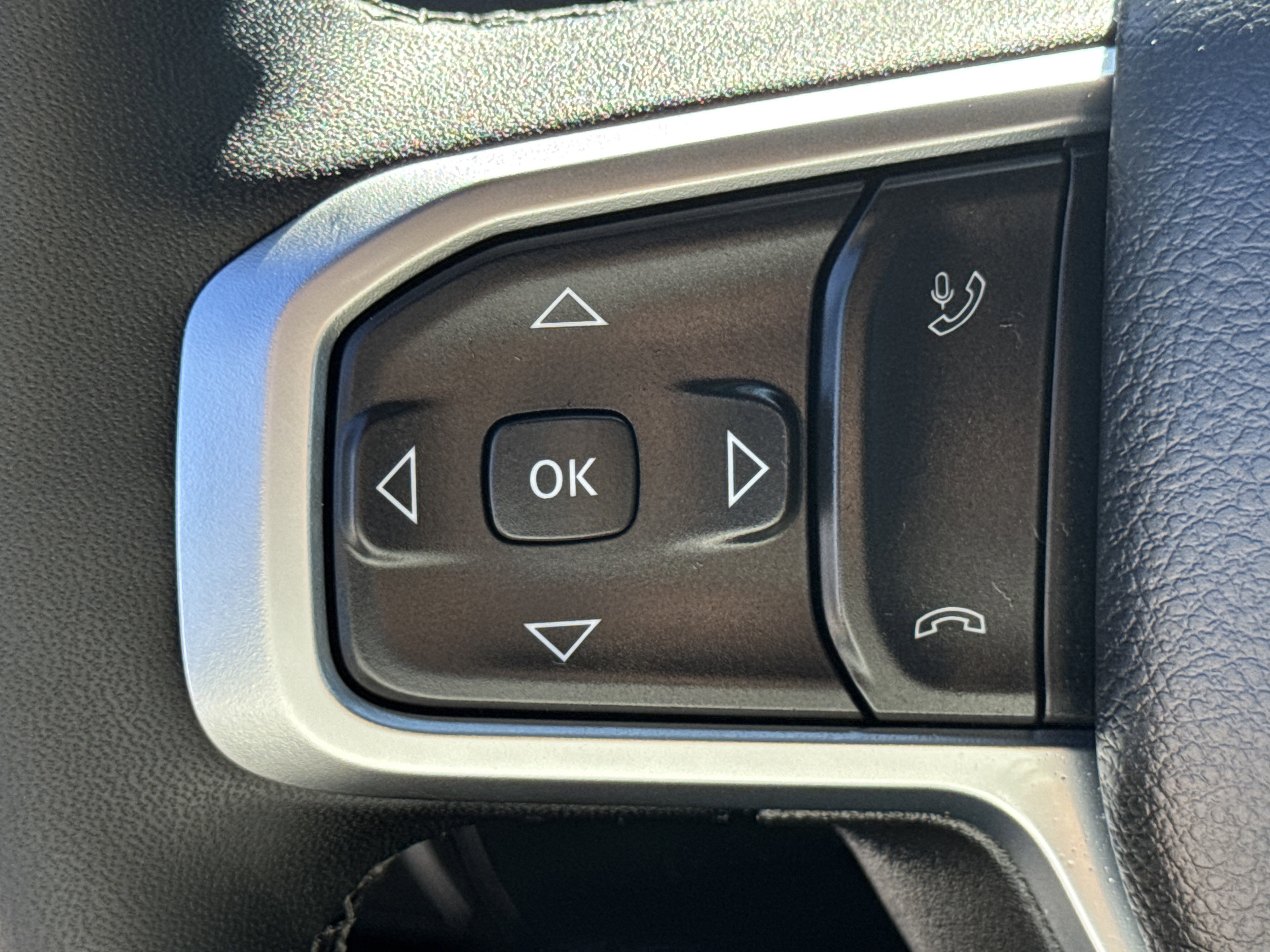 Used 2025 RAM 1500 Big Horn image 24