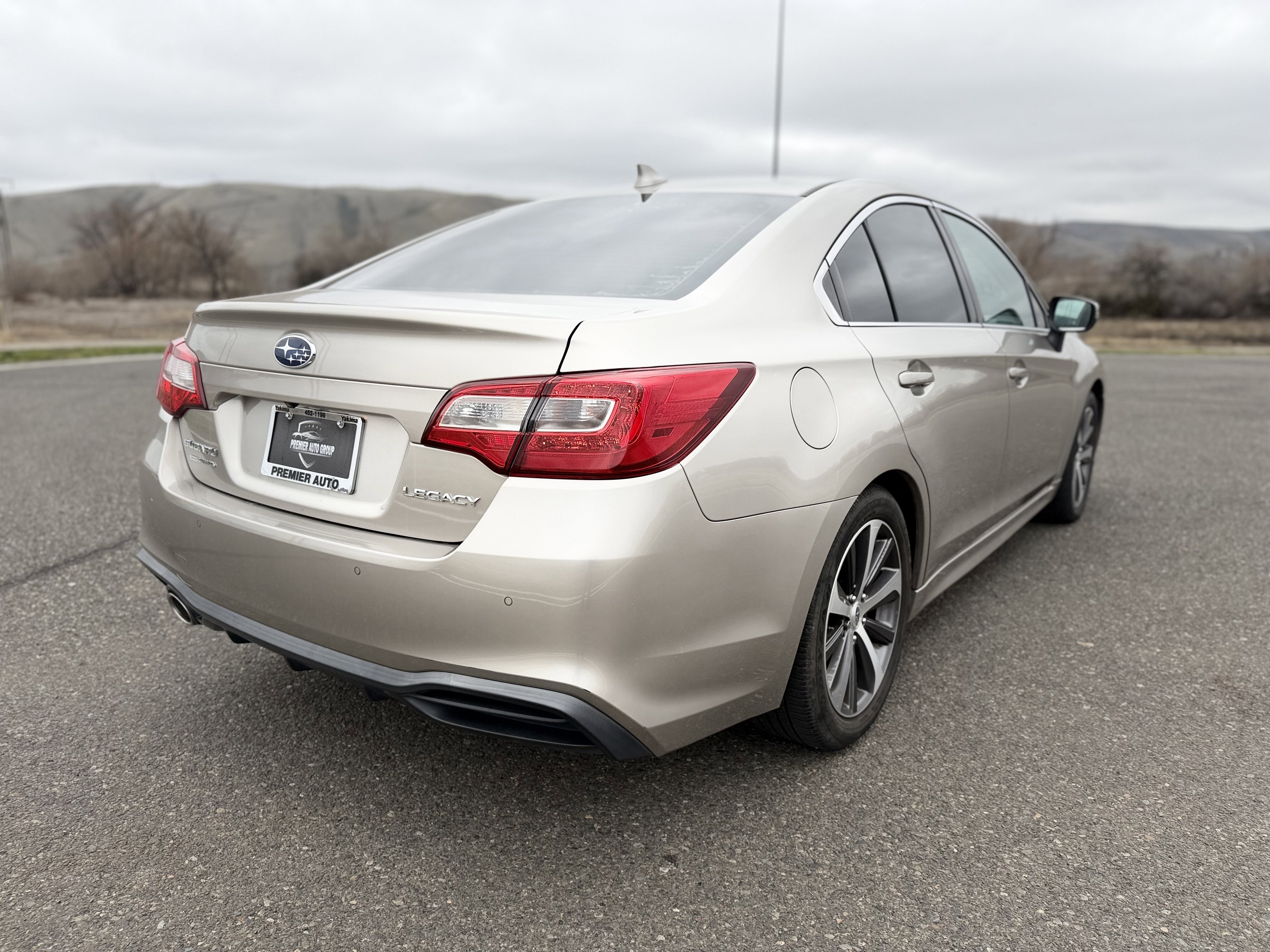Used 2019 Subaru Legacy 2.5i Limited AWD/4WD image 7