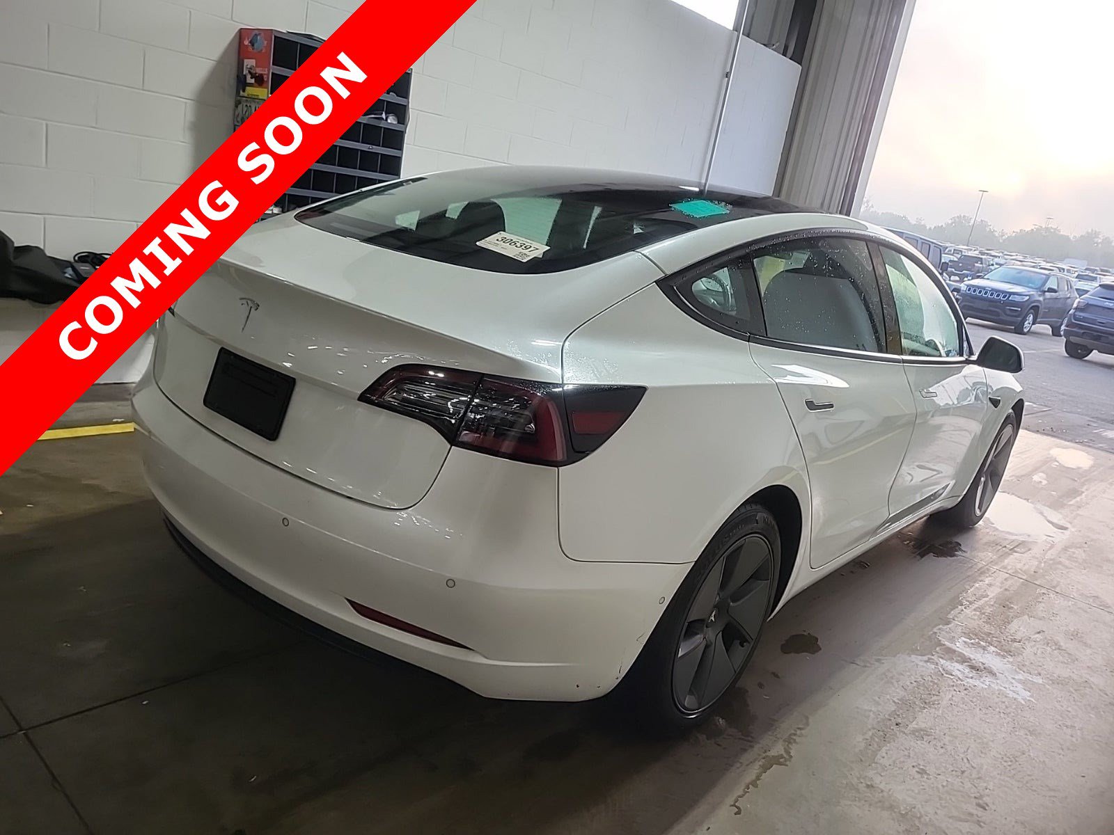 Used 2022 Tesla Model 3 RWD image 5
