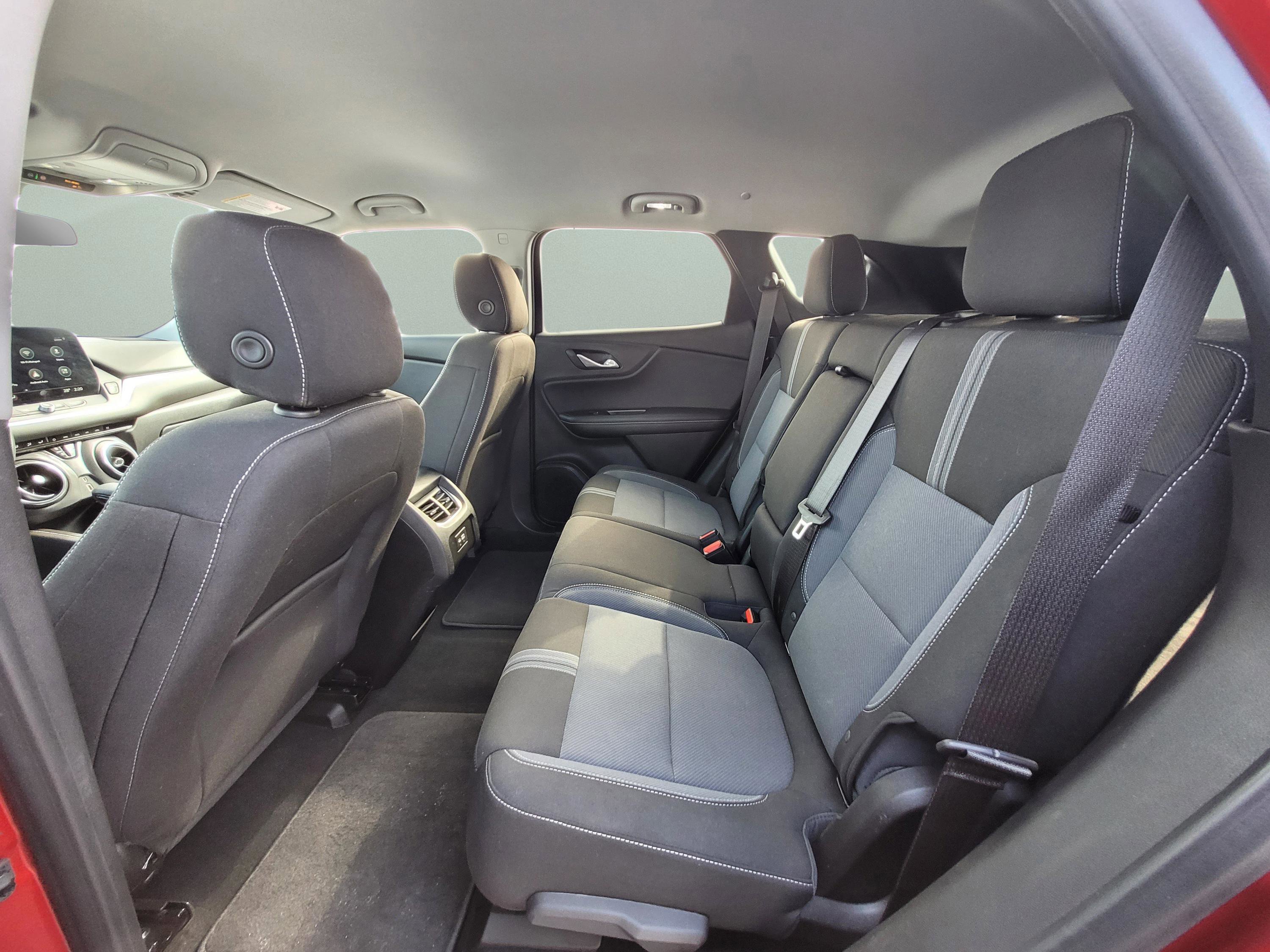 Used 2023 Chevrolet Blazer LT image 18