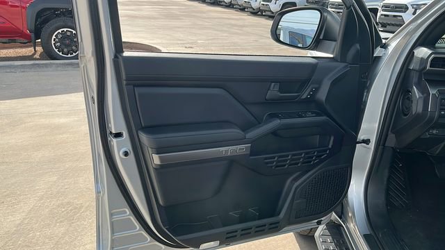 New 2026 Toyota 4Runner TRD Off-Road Premium AWD/4WD image 5