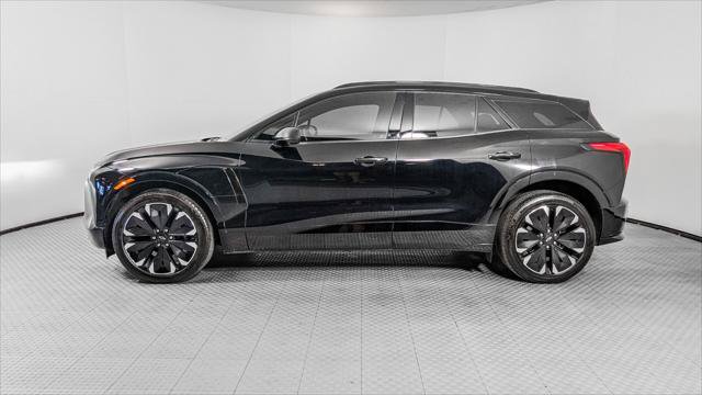 Used 2024 Chevrolet Blazer EV RS RWD image 3