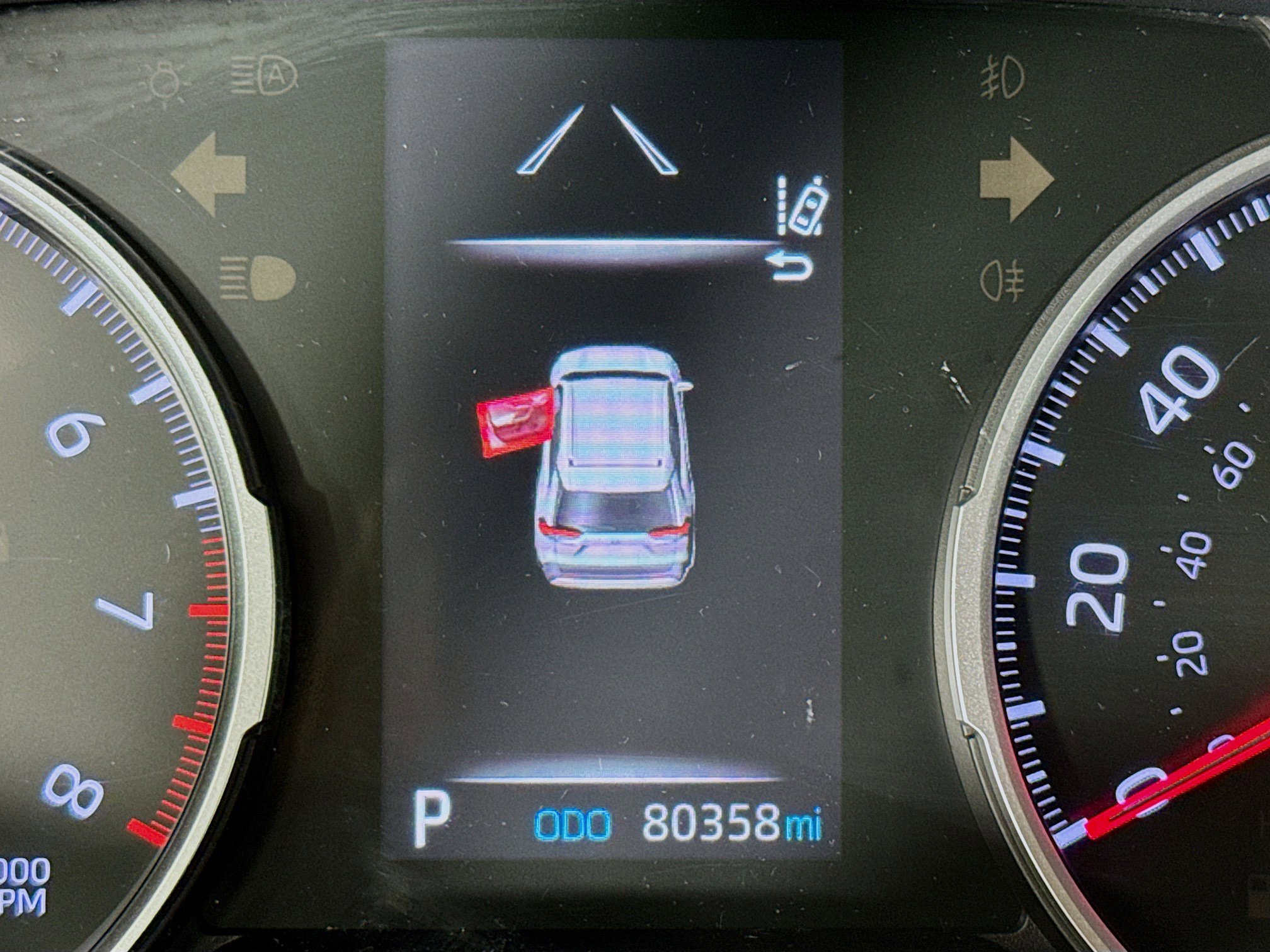 Used 2019 Toyota RAV4 LE FWD image 15